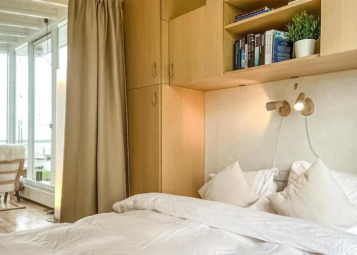 Lakehouse Дом отдыха *