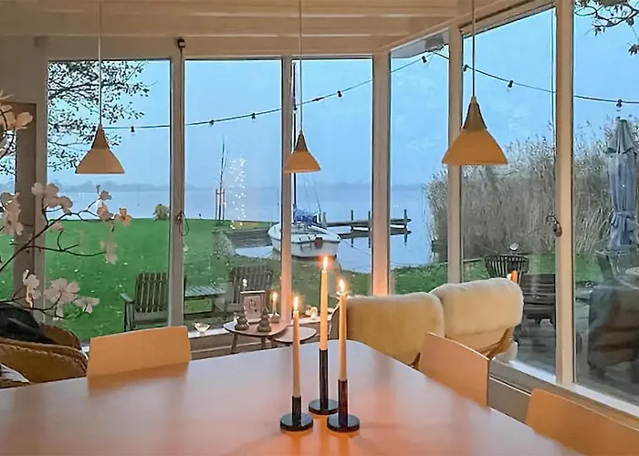 Дом отдыха Lakehouse